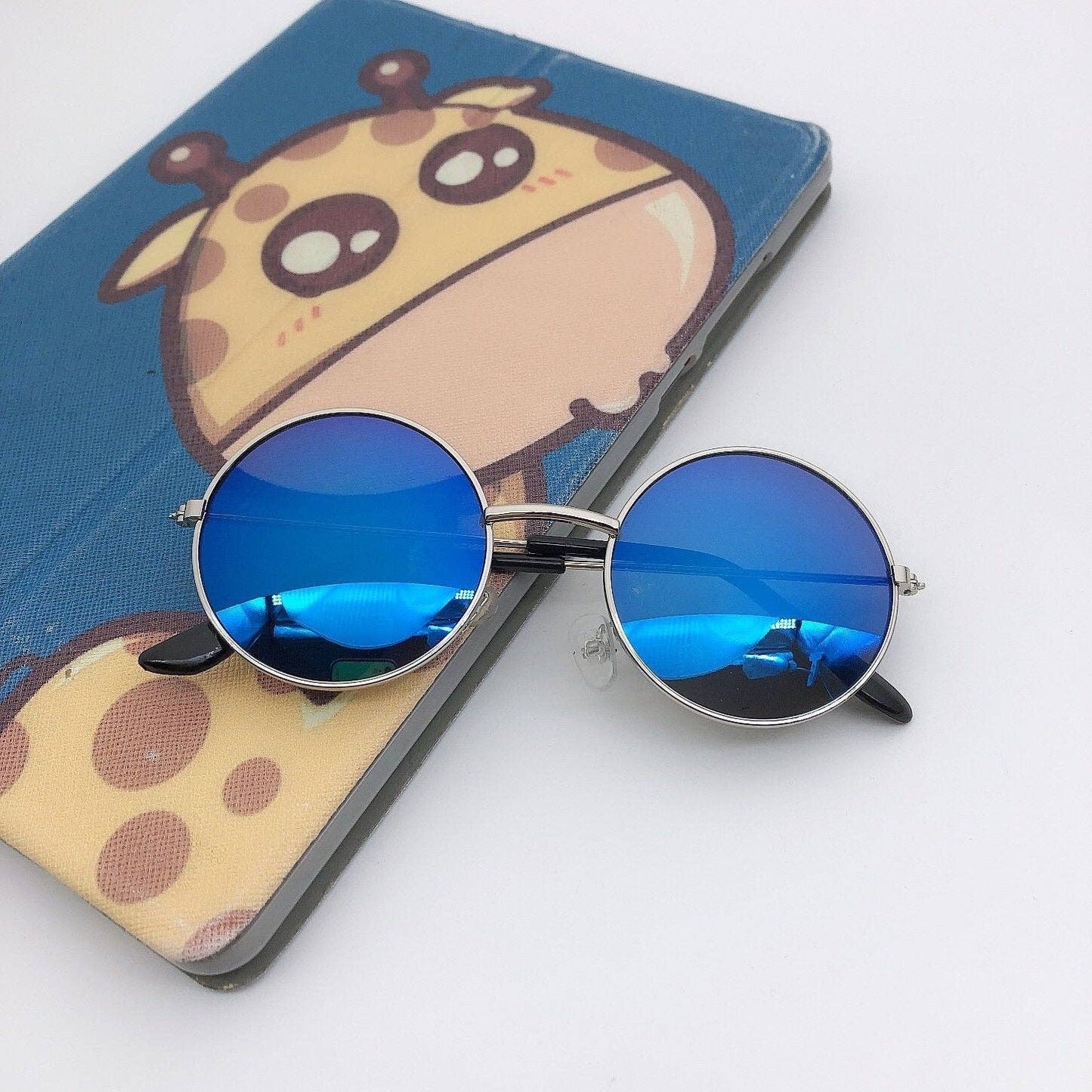 Children's round frame sunglasses and colorful Sunglasses